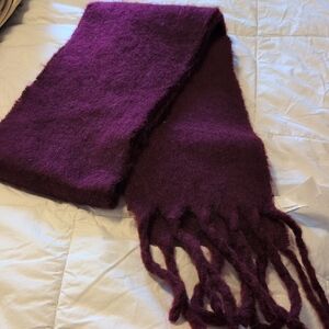 Banana Republic Plush Purple Scarf